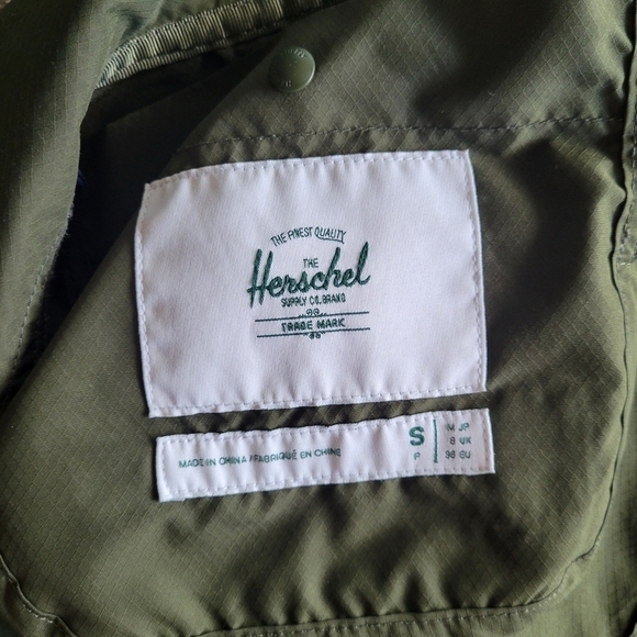 Herschel Supply Lightweight Jacket - Picture 5 of 8